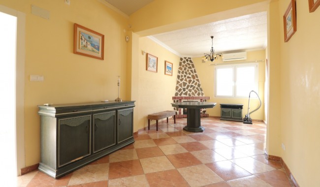 Brukt - Finca - Heredades - Heredades - Country