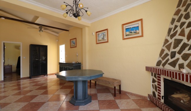 Brukt - Finca - Heredades - Heredades - Country