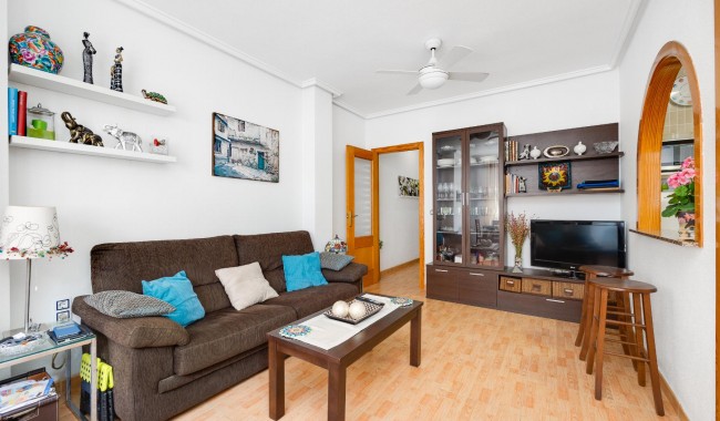 Resale - Apartment - Torrevieja - Playa de La Acequion