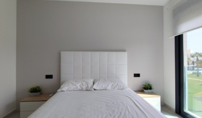 Resale - Apartment - Guardamar - El Raso