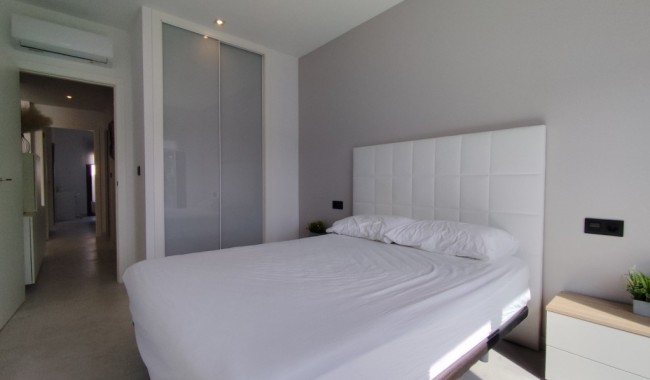 Resale - Apartment - Guardamar - El Raso