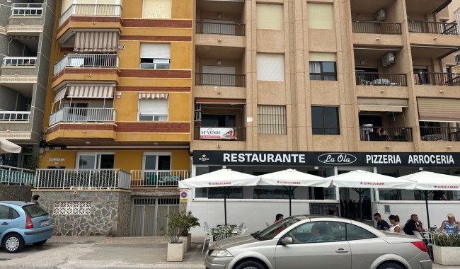 Resale - Apartment - Torrevieja - Playa de los locos