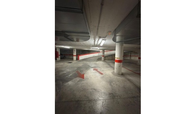 Resale - Apartment - Torrevieja - Playa de los locos