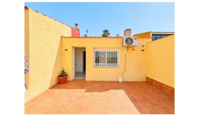 Apartament - Sprzedaż - Torrevieja - Torreta florida