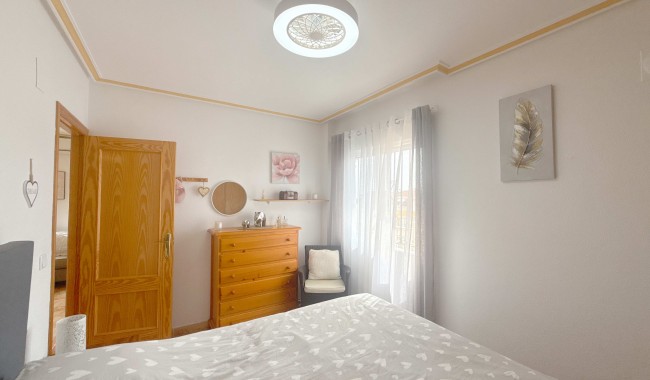 Resale - Apartment - Cabo Roig