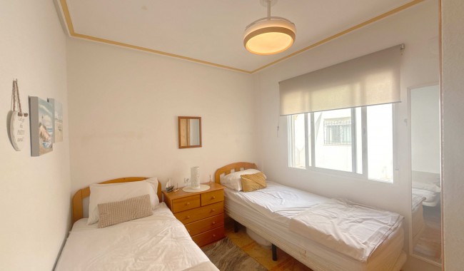Resale - Apartment - Cabo Roig