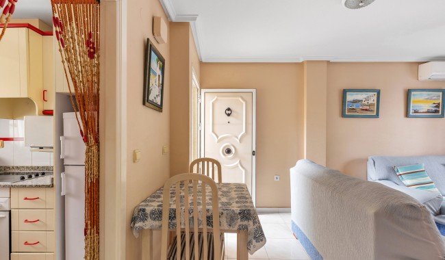 Resale - Apartment - Torrevieja - Rocio del Mar