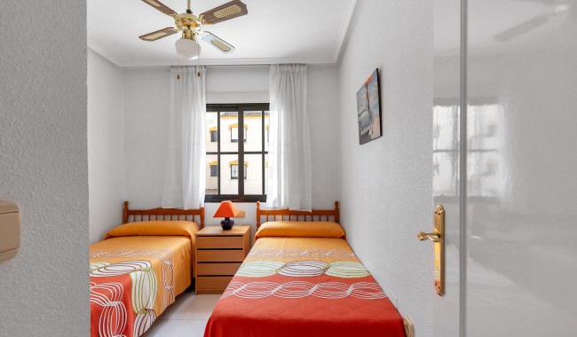 Resale - Apartment - Torrevieja - Rocio del Mar