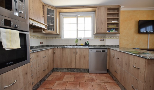 Resale - Villa - San Fulgencio - La Escuera