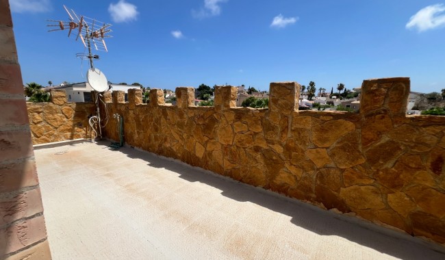 Resale - Villa - San Fulgencio - La Escuera
