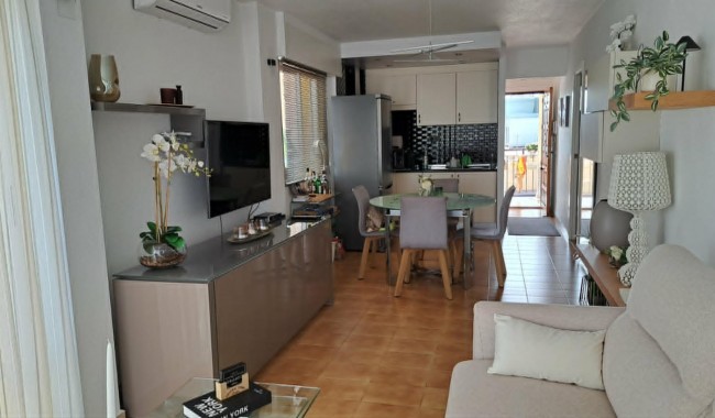 Resale - Apartment - Torrevieja - La Veleta