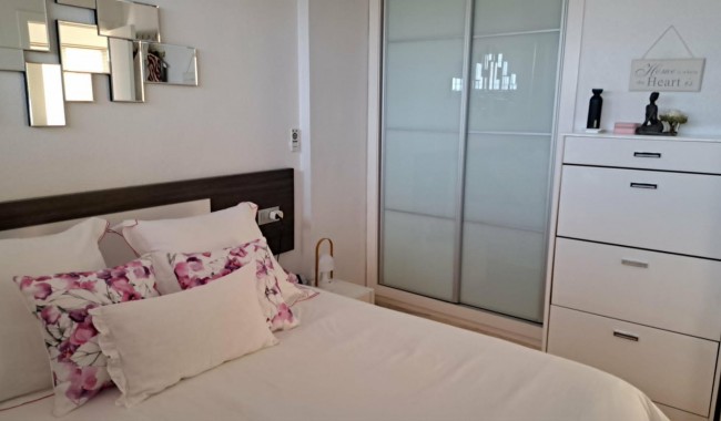 Resale - Apartment - Torrevieja - La Veleta