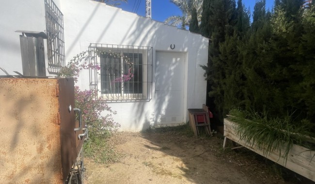 Resale - Villa - Cabo Roig