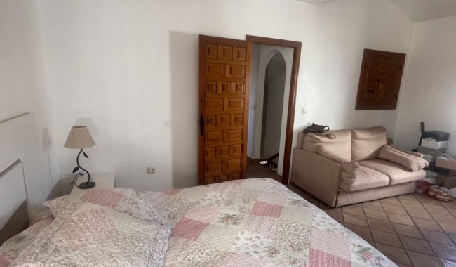Resale - Villa - Cabo Roig