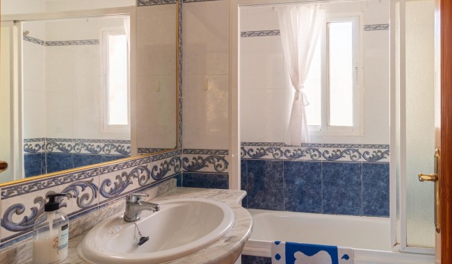 Resale - Townhouse - Orihuela Costa - La Regia
