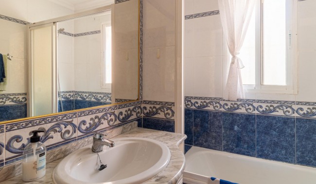 Resale - Townhouse - Orihuela Costa - La Regia
