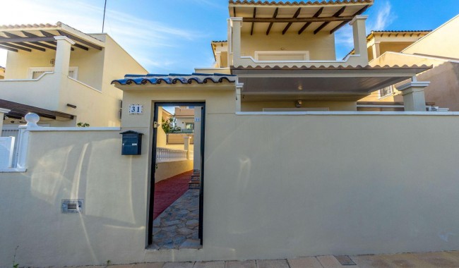 Brukt - Villa - Orihuela Costa - Villamartín-Las Filipinas