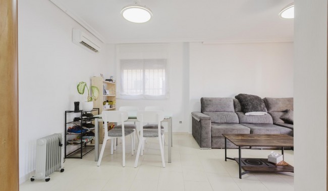Brukt - Villa - Torrevieja - Aguas Nuevas