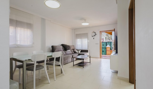 Brukt - Villa - Torrevieja - Aguas Nuevas