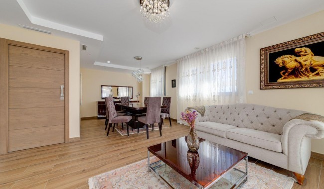 Brukt - Villa - Torrevieja - Los Balcones