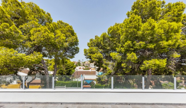 Brukt - Villa - Torrevieja - Los Balcones