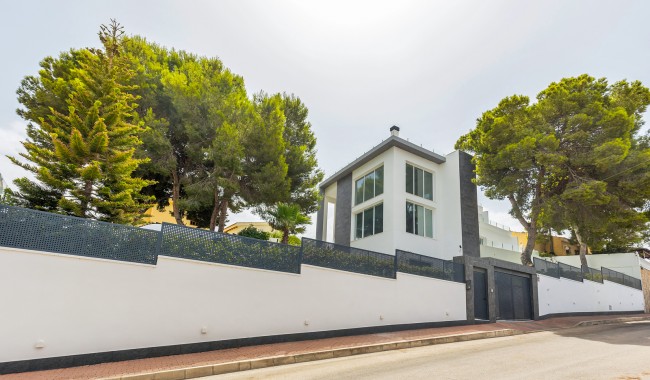 Brukt - Villa - Torrevieja - Los Balcones