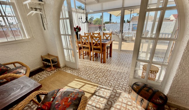 Resale - Villa - San Luis