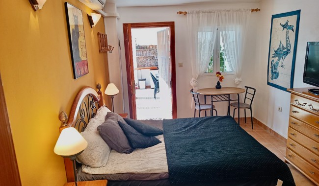 Resale - Villa - San Luis