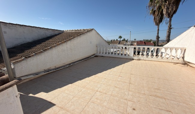 Resale - Villa - San Luis