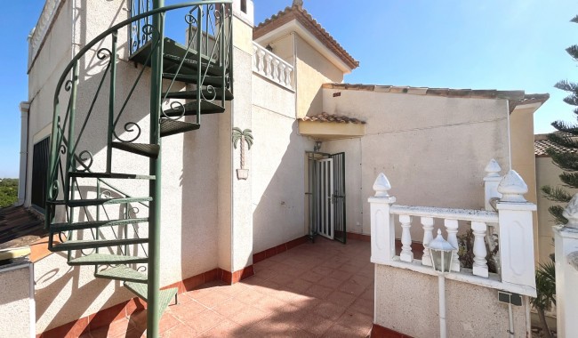 Brukt - Villa - Algorfa - Montebello