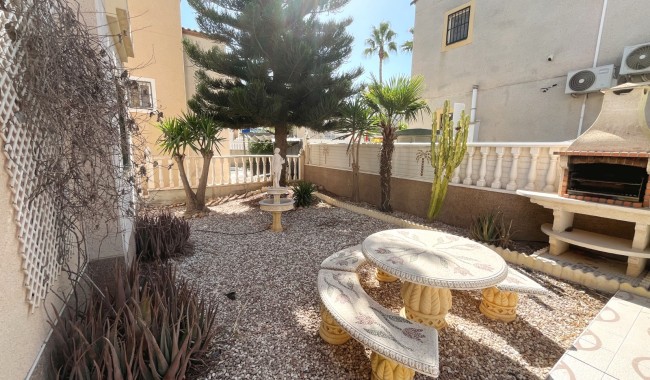 Brukt - Villa - Algorfa - Montebello