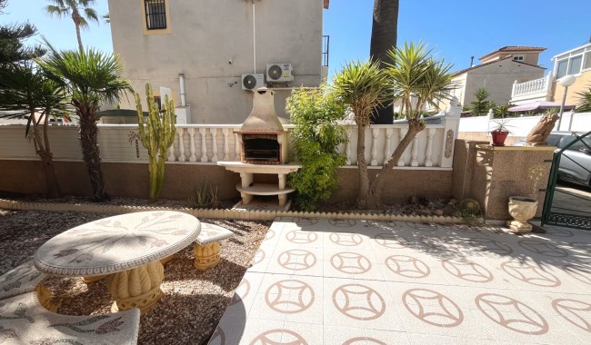 Brukt - Villa - Algorfa - Montebello