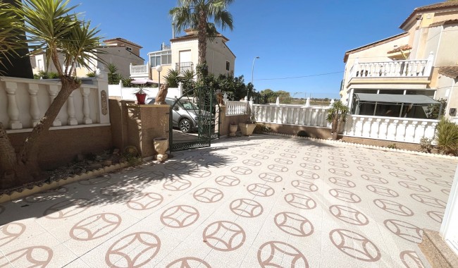 Brukt - Villa - Algorfa - Montebello