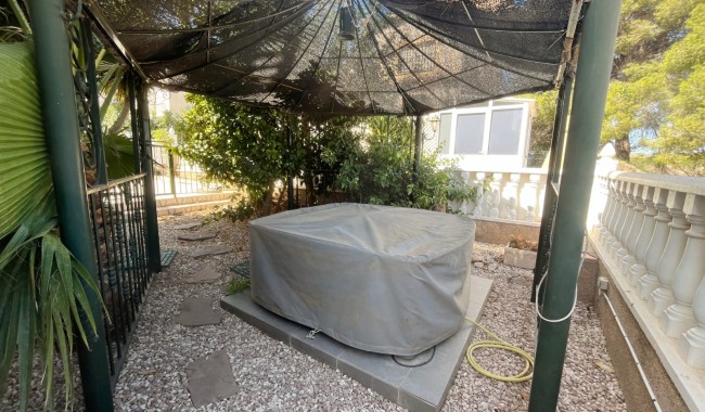 Brukt - Villa - Algorfa - Montebello