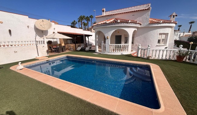 Villa - Brukt - Ciudad Quesada/Rojales - Urbanización Ciudad Quesada