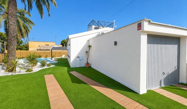 Resale - Semi-detached - Orihuela Costa - Punta Prima
