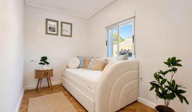 Resale - Semi-detached - Orihuela Costa - Punta Prima