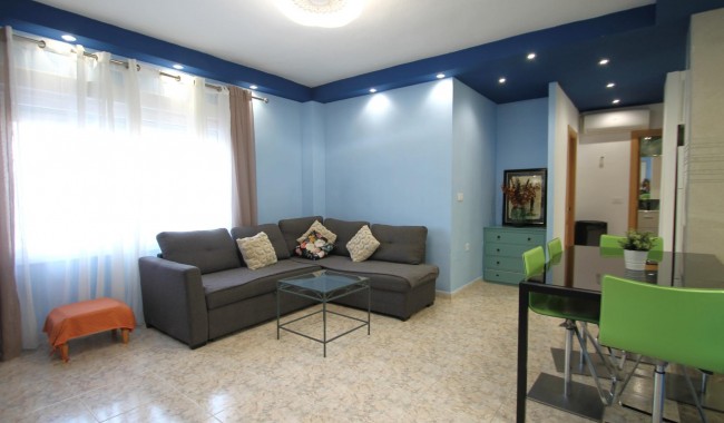 Sprzedaż - Apartament - Torrevieja - Playa de los Naufragos