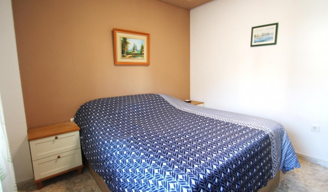 Sprzedaż - Apartament - Torrevieja - Playa de los Naufragos