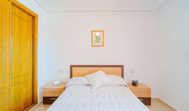 Sprzedaż - Apartament - Los Altos