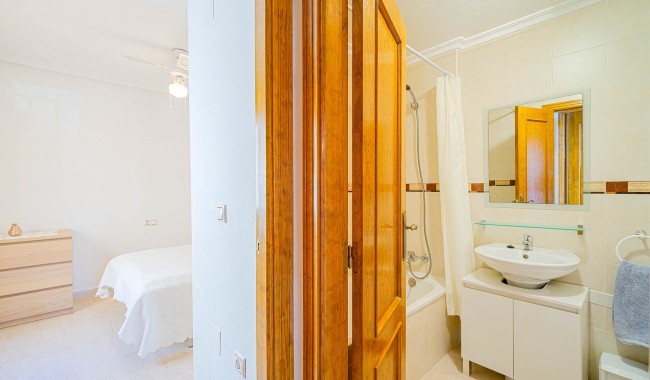 Sprzedaż - Apartament - Los Altos
