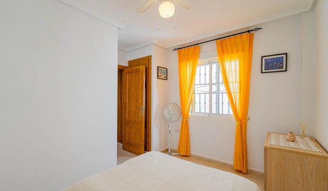 Sprzedaż - Apartament - Los Altos