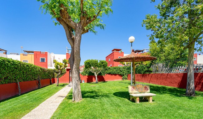 Sprzedaż - Apartament - Los Altos