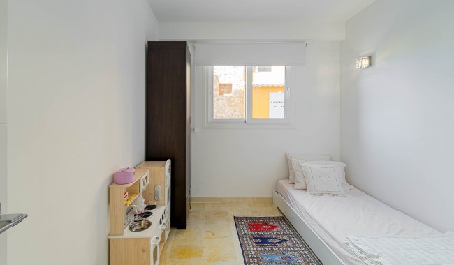Resale - Apartment - Punta Prima