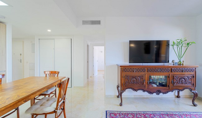 Resale - Apartment - Punta Prima