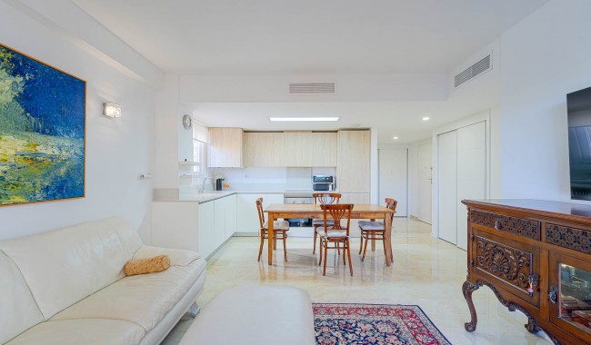 Resale - Apartment - Punta Prima