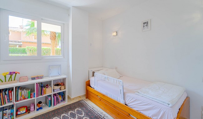 Resale - Apartment - Punta Prima