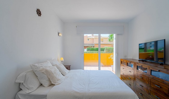 Resale - Apartment - Punta Prima