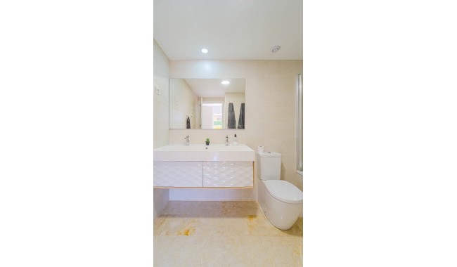 Resale - Apartment - Punta Prima