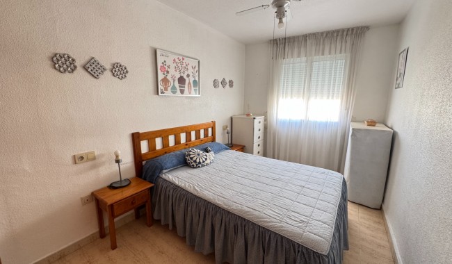 Sprzedaż - Apartament - Guardamar - Town Guardamar
